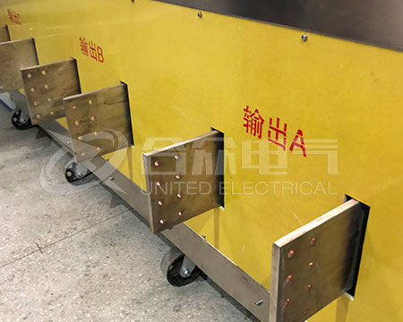 大電流連接端口 大電流連接端口